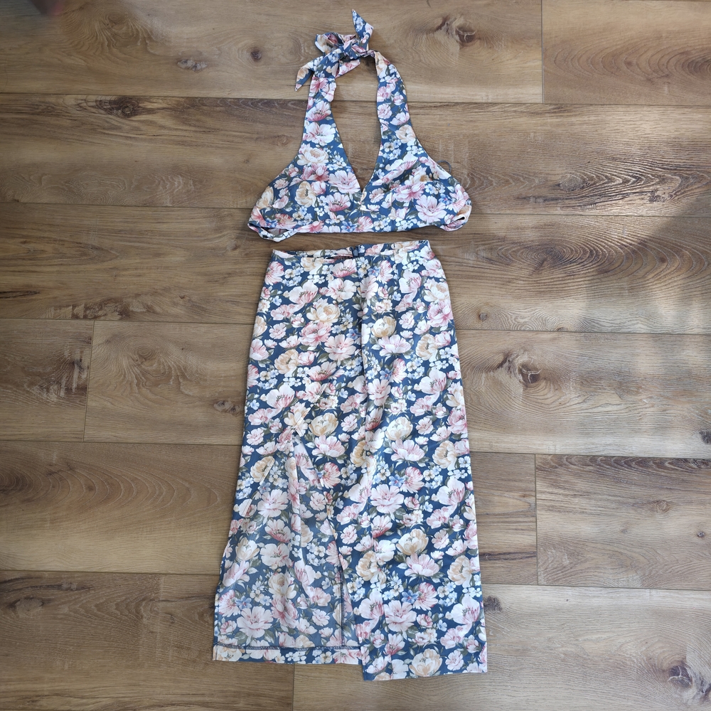 Abercrombie & Fitch Blue Floral Top